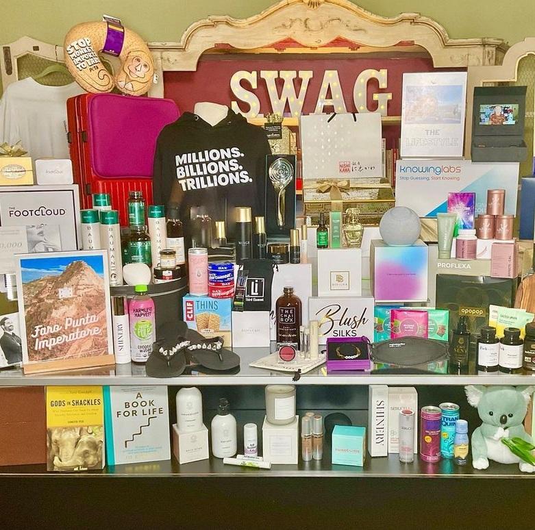 حقائب هدايا الأوسكار لعام 2023..رحلات ومنتجات بقيمة 126 ألف دولار حقائب هدايا الأوسكار لعام 2023..رحلات ومنتجات بقيمة 126 ألف دولار