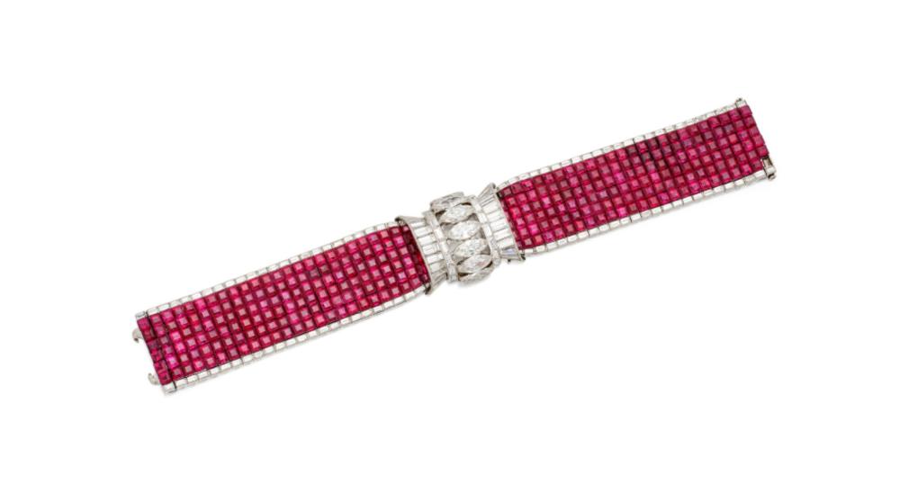 تحت عنوان "إرث من الأناقة" سوذبيز نيويورك تستعرض جواهر استثنائية في مزادها بديسمبر