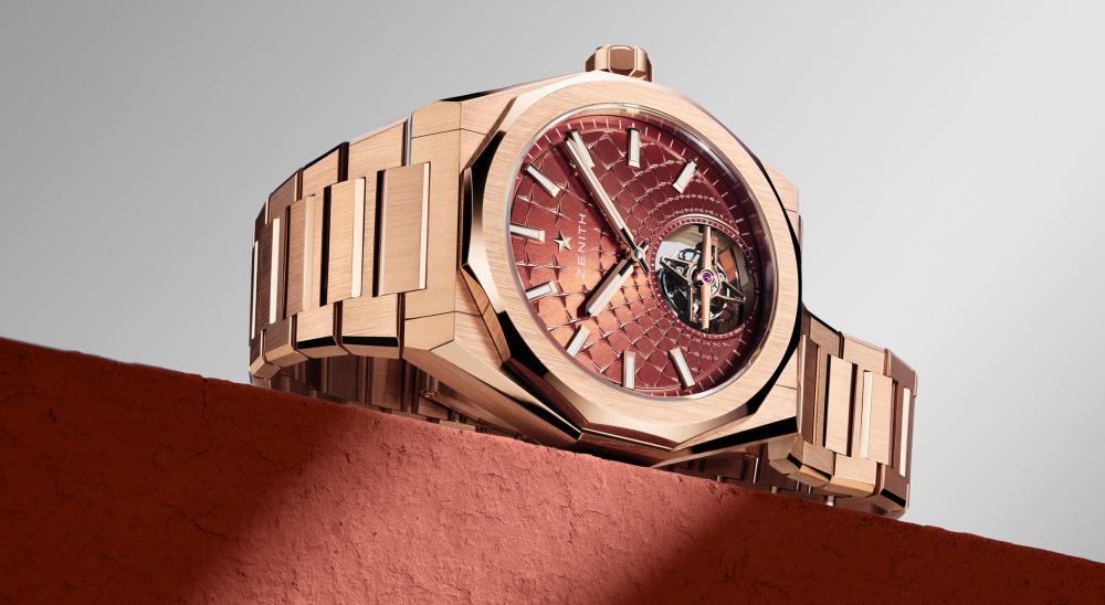 زينيث تستحضر لون جدران محترفها الواقع في بلدة لو لوكل في تفسيرها الجديد لساعة DEFY Skyline Tourbillon