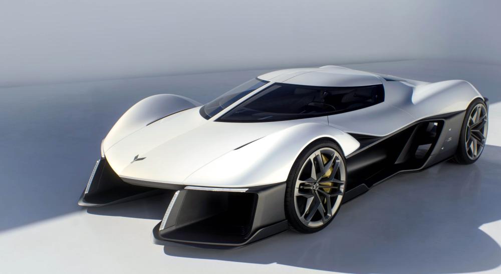 من بنتلي إلى جاكوار.. كيف يرسم صُنّاع السيارات ملامح المستقبل