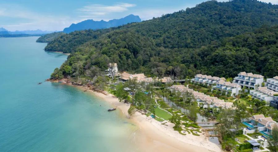 باقة "جوراسيك إكسبلورر".. منتجع بانيان تري كرابي يعيد إحياء عصر الديناصورات في بانكوك