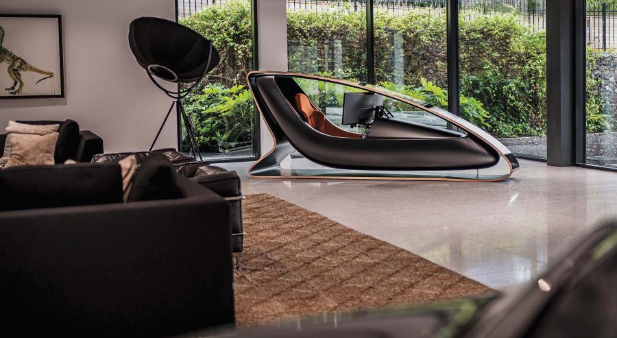 يستحضر جهاز Prodrive Racing Simulator لعام 2025 مساهمات عدد من الشركات البريطانية الفاخرة.