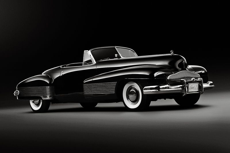 كانت مركبة Buick Y-Job التي تعود إلى عام 1938 أول سيارة تصورية أبصرت النور في ديترويت