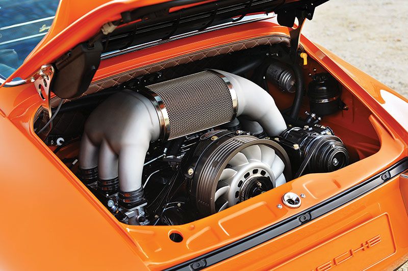 المحرك القادر على إنتاج قوة تعادل 390 حصانًا، الذي جُهز به مشروع سيارة Bahrain من سينغر، والمتمثل باستعادة مركبة من طراز Porsche 911 من عام 1991