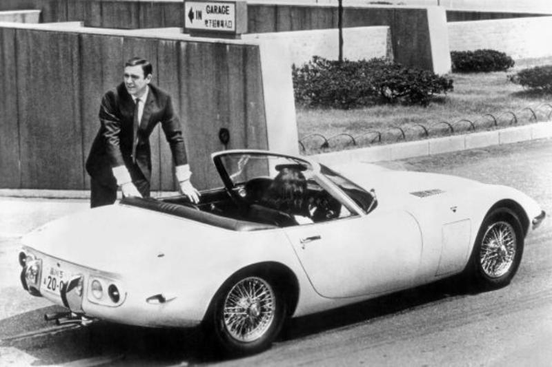 سيارة Toyota 2000 GT / تويوتا 2000 GT