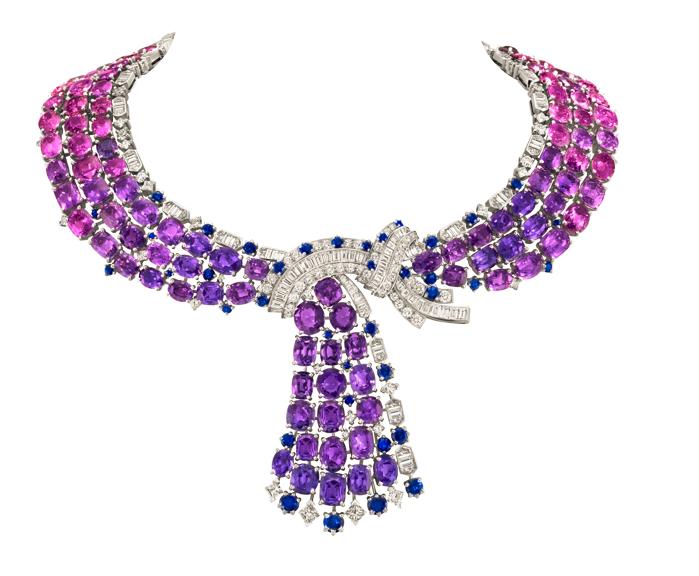 عقد Antennae / دار Van Cleef & Arpels