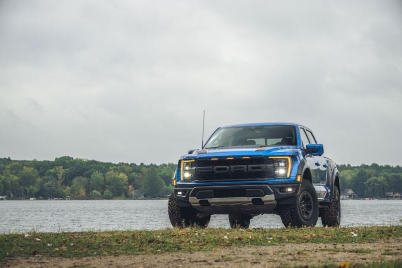 سيارة Ford F-150 Raptor 2022 / أفخم سيارات بيك أب 2022