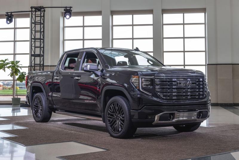 سيارة GMC Sierra 1500 2022 / أفخم سيارات بيك أب 2022