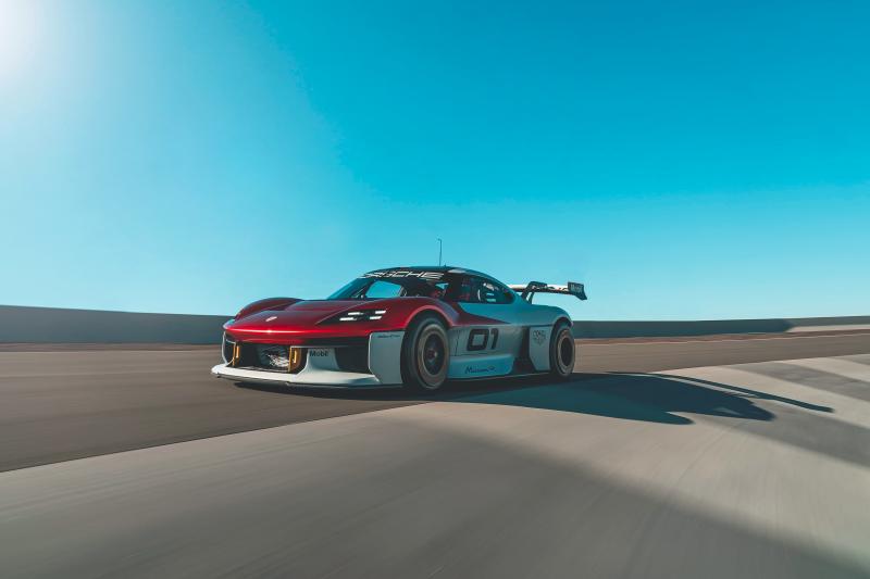 سيارة 2021 Porsche Mission R