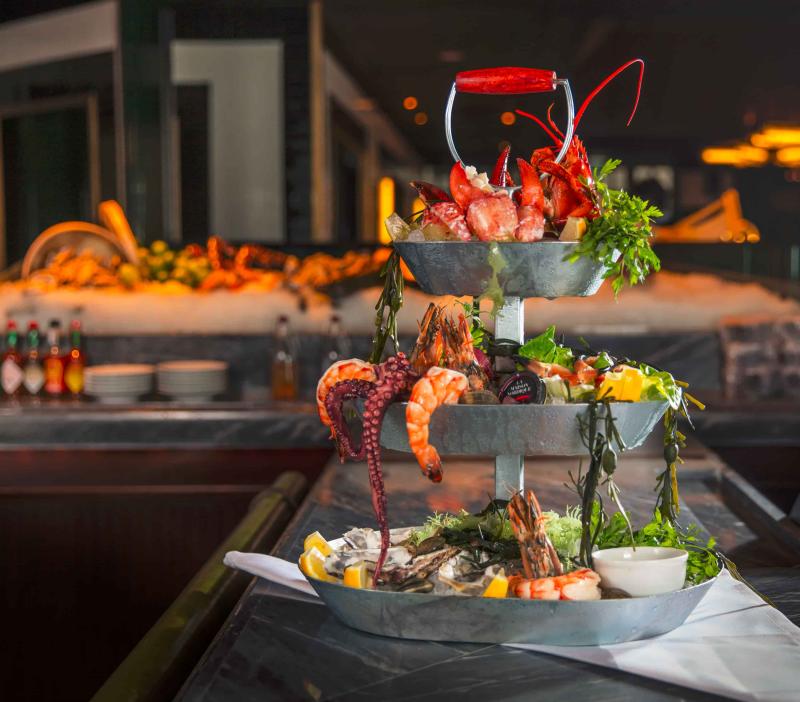 طبق المأكولات البحرية Baby Seafood Tower