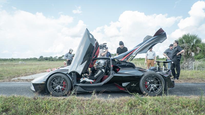 سيارة SSC Tuatara