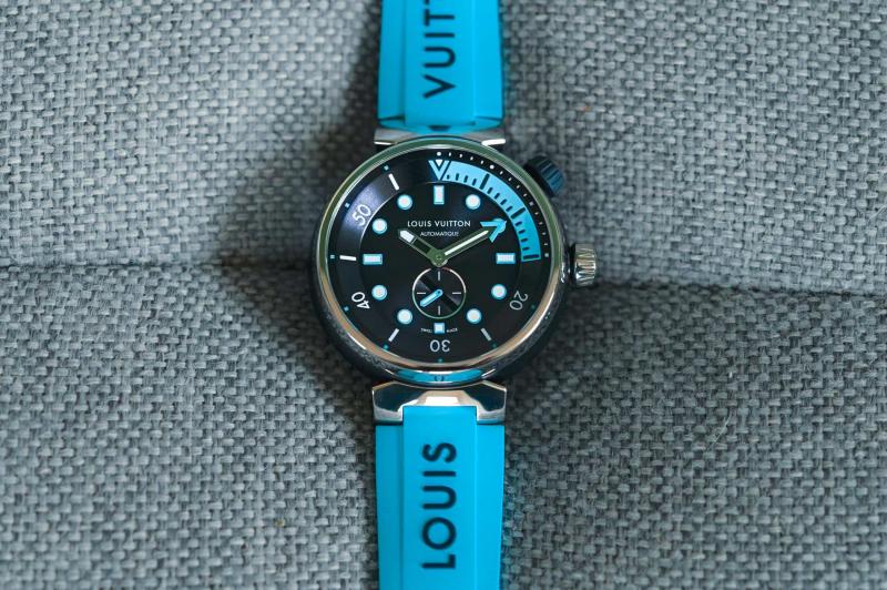 Louis Vuitton Tambour Street Diver