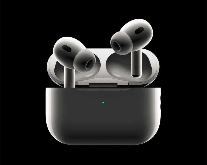  تتضمن سماعات AirPods Pro ميزات محدثة مثل القدرة على إلغاء الضوضاء أكثر بمرتين من سلفها.