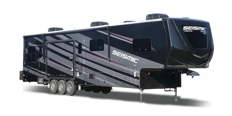 Jayco 2023 Seismic Luxury Series 