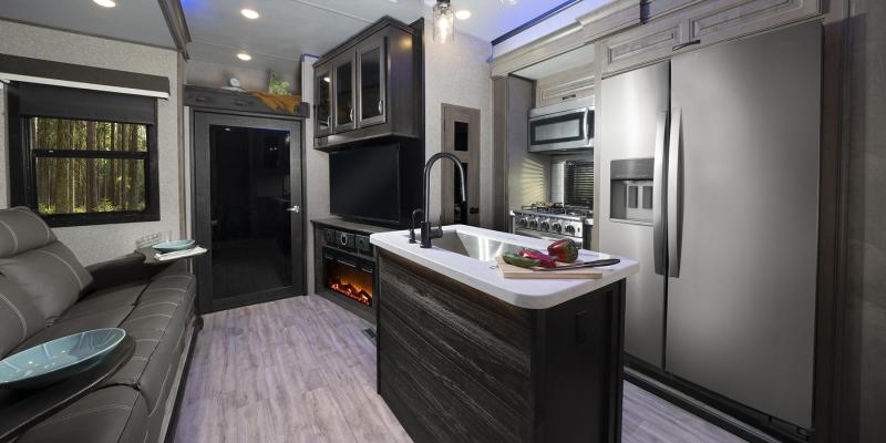 Jayco 2023 Seismic Luxury Series 