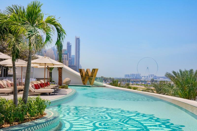  W Dubai - Mina Seyahi Pool 