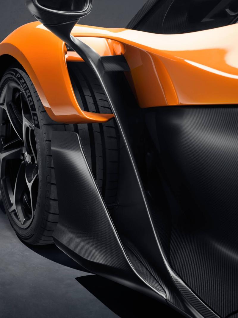 سيارة McLaren W1 الرياضية الخارقة والأحدث من ماكلارين