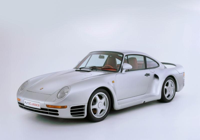 سيارة Porsche 959 من عام 1988.