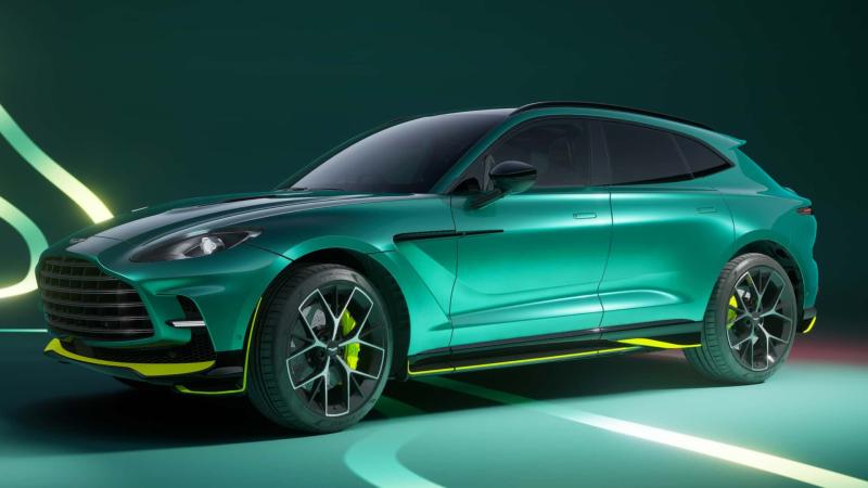 Aston Martin DBX707