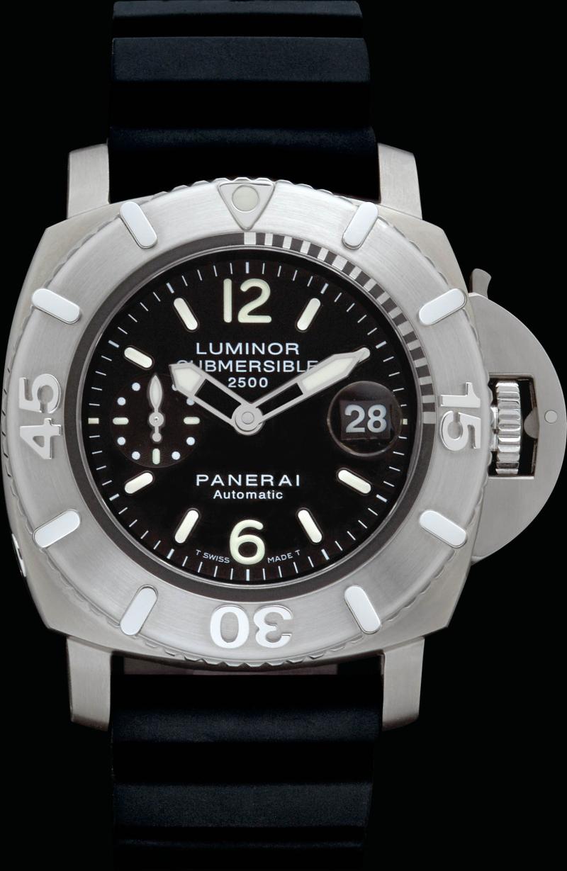 ساعة Luminor Submersible 2500m PAM00194  التي توفّر مزاياها مقاومة لضغط الماء حتى عمق 2,500 متر. 