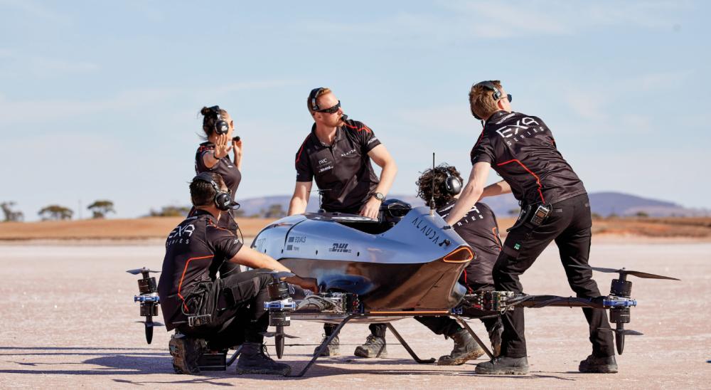 إطلاق طائرة Alauda Mk3 فوق صحراء جنوب أستراليا.  إطلاق طائرة Alauda Mk3 فوق صحراء جنوب أستراليا.