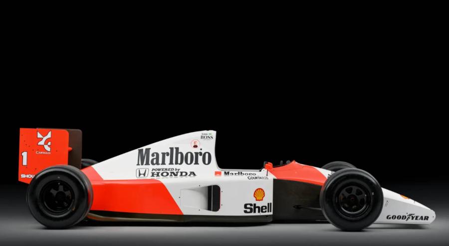 مزاد آر إم سوذبيز يستحضر مجد الفورمولا 1 بسيارة أيرتون سينا التاريخية