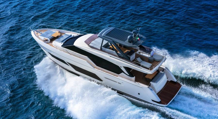 فيرّيتي تكشف النسخة المُجددة من يخت 720.. تصميم أكثر جرأة وأداء فائق