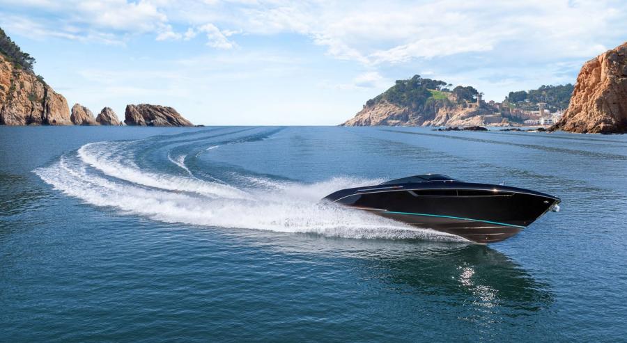 يخت Riva Cento الجديد.. إصدار محدود يحتفي بطراز Rivamare الشهير