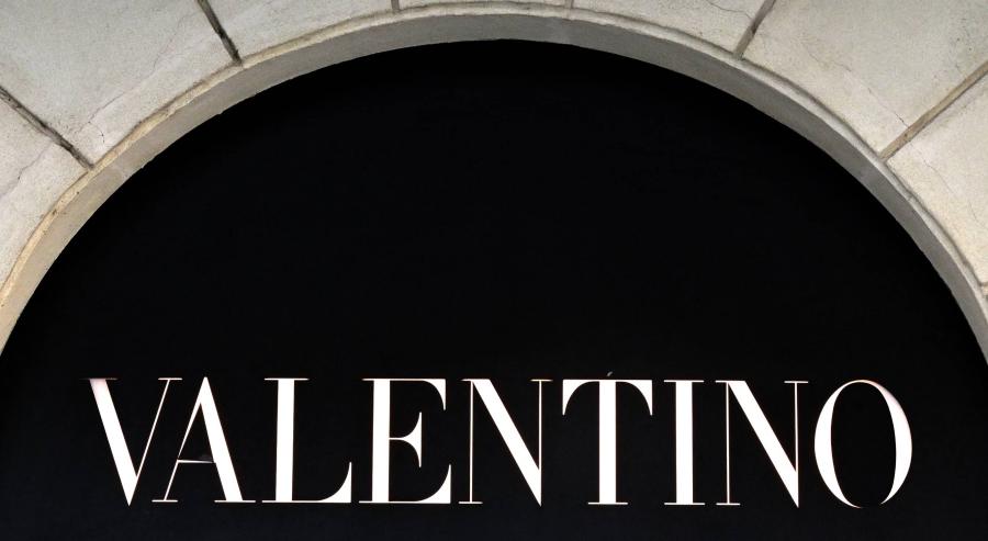 فالنتينو تعود إلى روما لتكشف عن مجموعة خريف وشتاء موسم 2026–2027