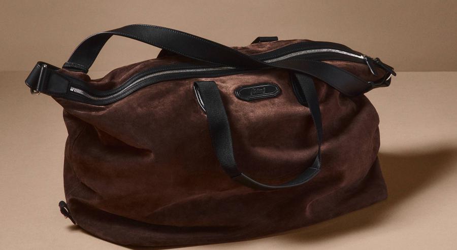 جلود مترفة وتفاصيل دقيقة.. بريوني تكشف عن مجموعة Via Veneto