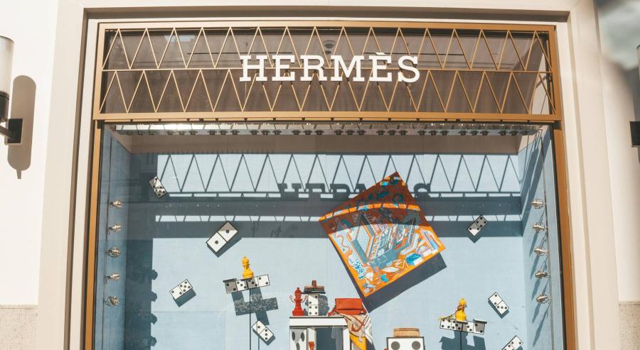 هيرميس تتفوّق في سوق الرفاهية بوصفها أعلى العلامات احتفاظًا بالقيمة في سوق إعادة البيع